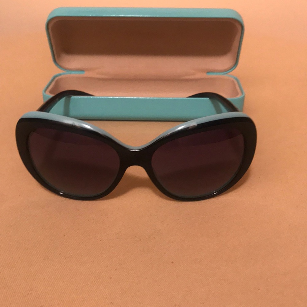 TIFFANY & CO. Women’s design sunglasses NWT - Picture 2 of 8